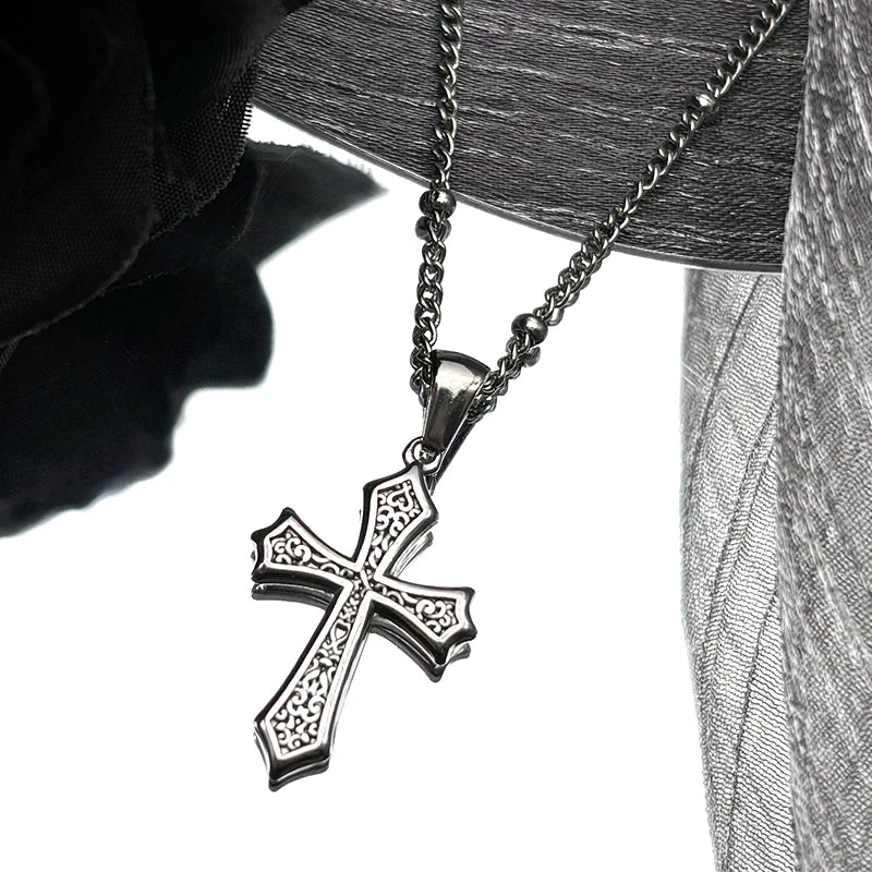 AMIMJ Chrome Cross Necklace